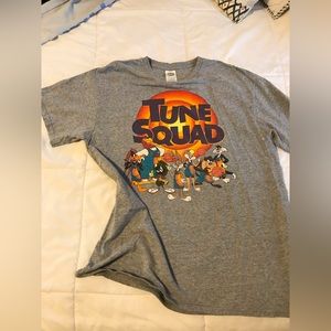 Old school tune squad tshirt medium C